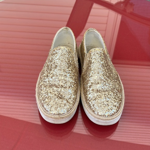 Jack Rogers gold sparkle sneakers perfect for a wedding or a special event - Picture 1 of 6